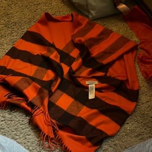 Burberry womens Shaw